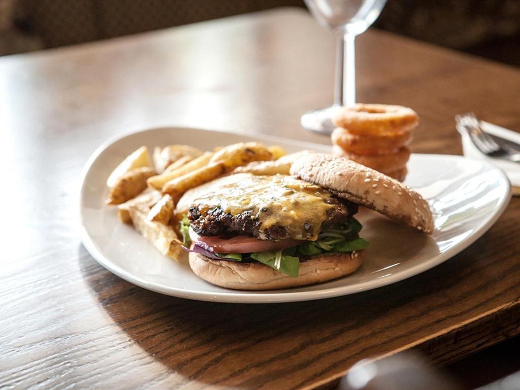 The Crewe Arms Hotel المظهر الخارجي الصورة