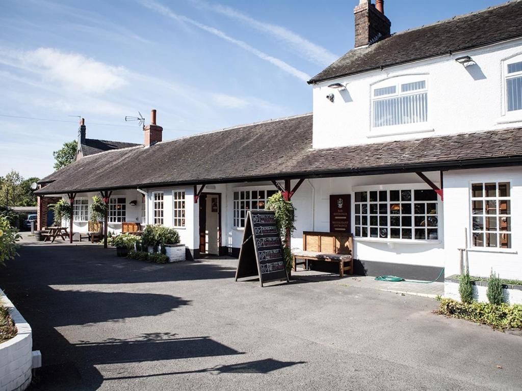 The Crewe Arms Hotel المظهر الخارجي الصورة